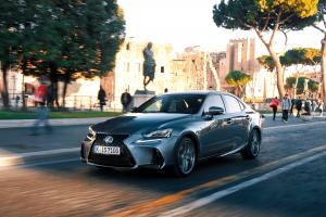Lexus IS200t F-Sport 2016 года (WW)